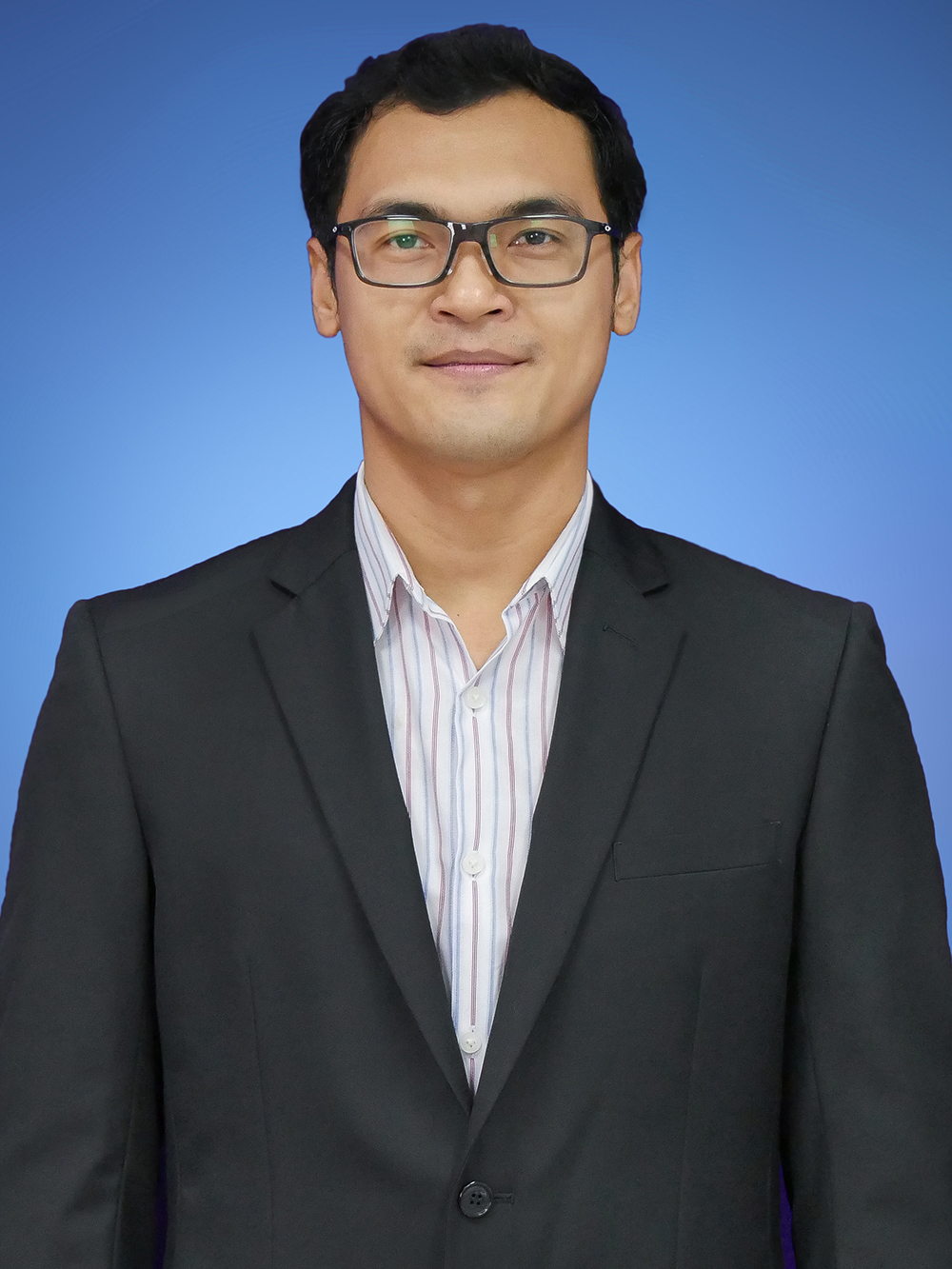 นายปริญญา จั่นเจริญ